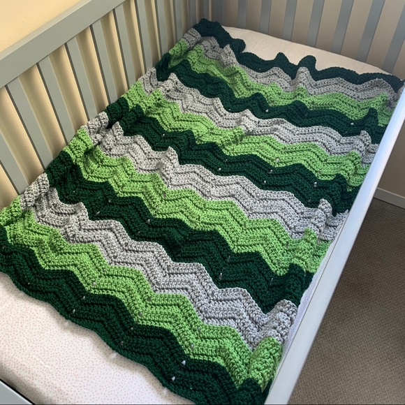 Made by Grandma - Hand Crocheted Baby Blanket - Picture 2 of 3